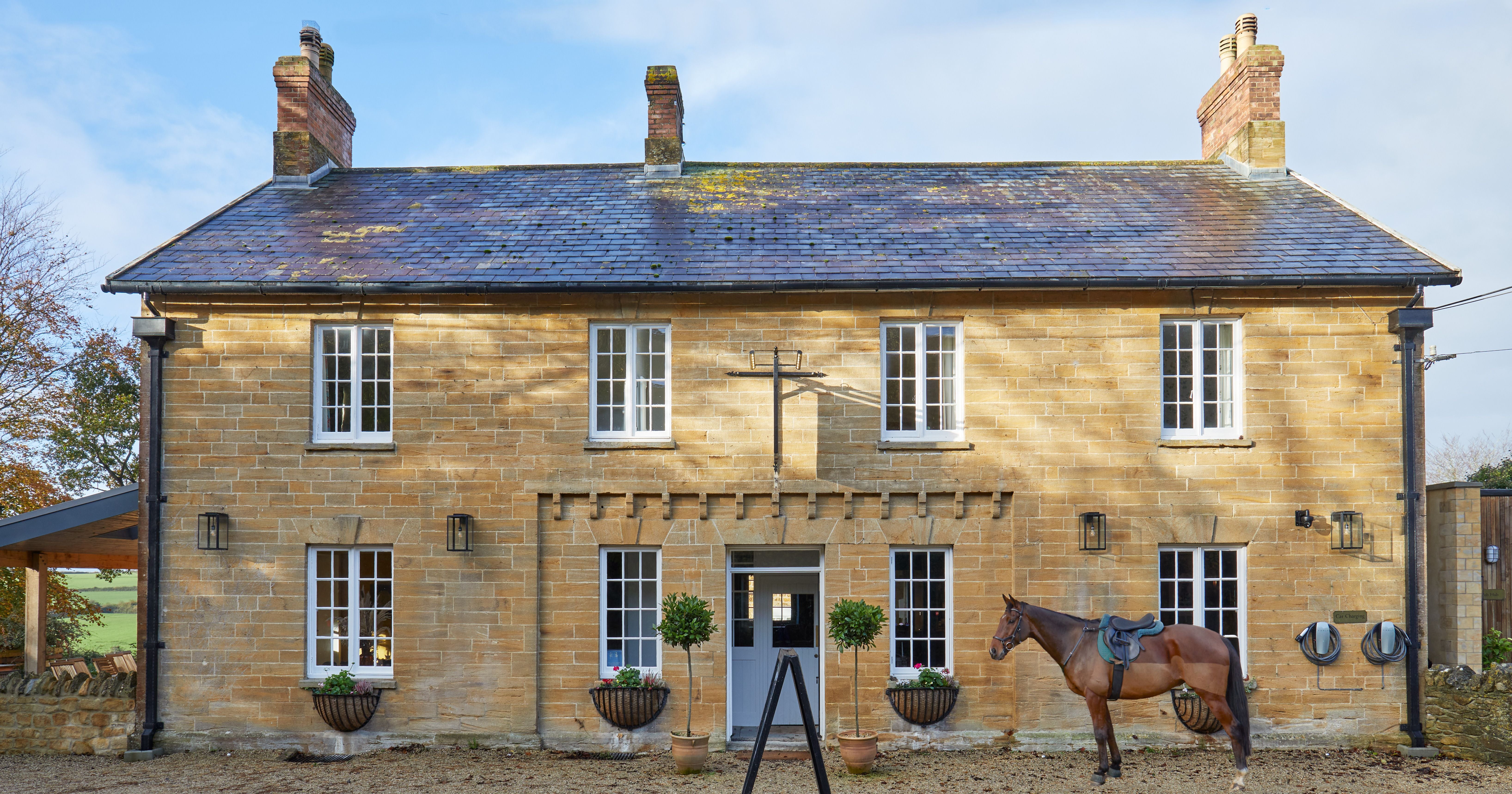 The Queens Arms