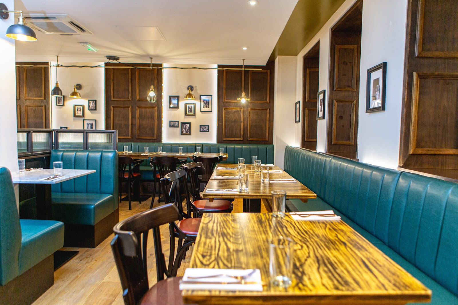 Bandook Indian Kitchen dining room, Bath