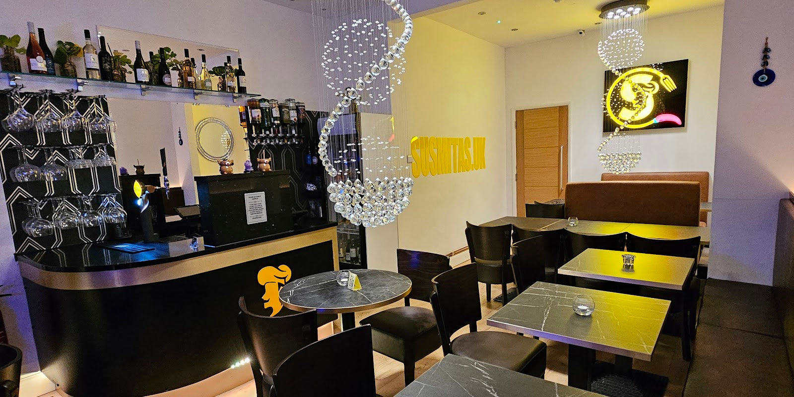 Bar and dining area at Susmita's, Bath