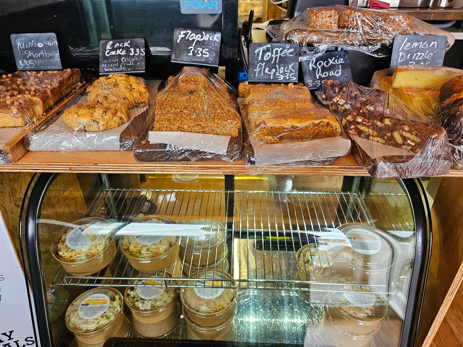 EX8 Snack Hub