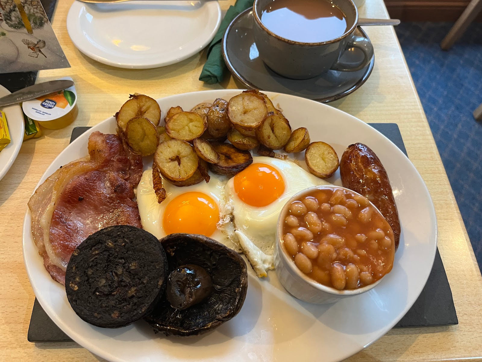 Brookside Café & Restaurant